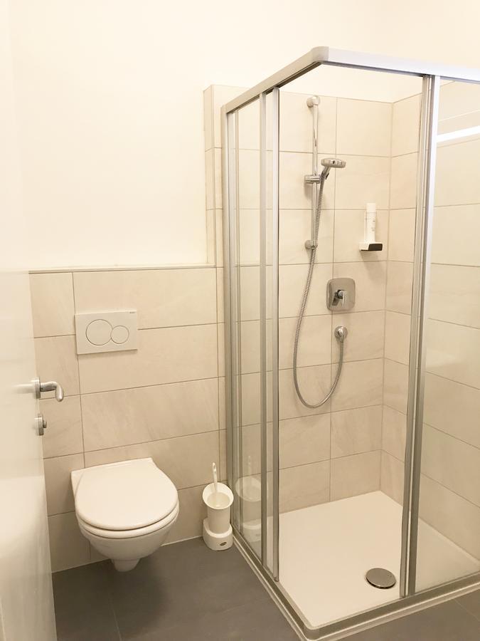 Отель Manzoni Premium Мерано Экстерьер фото