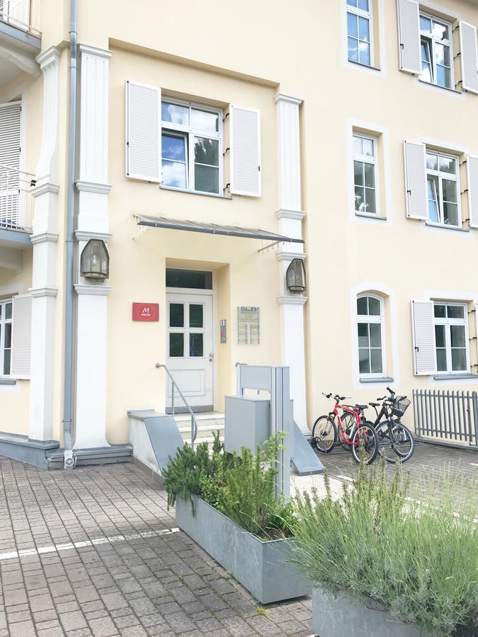 Отель Manzoni Premium Мерано Экстерьер фото