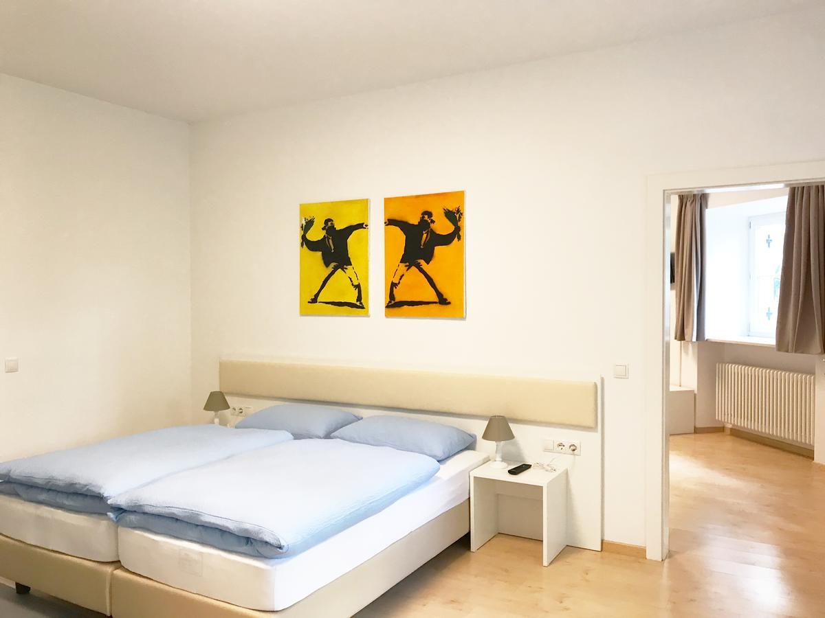 Отель Manzoni Premium Мерано Экстерьер фото